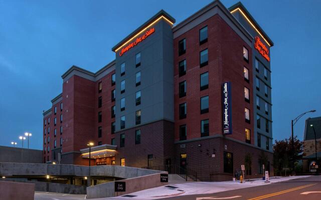 Hampton Inn & Suites Winston-Salem Downtown