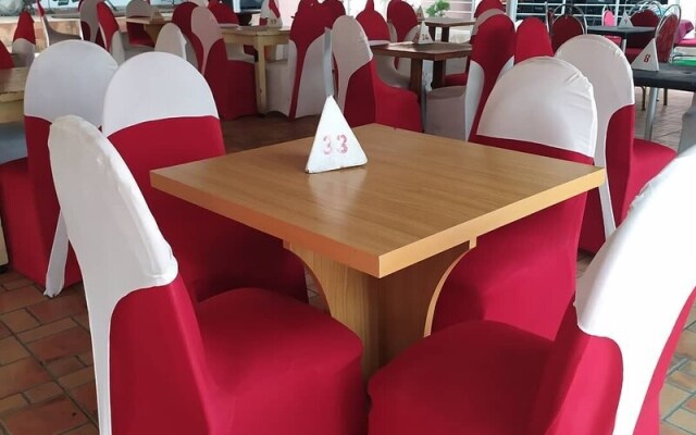 Piccadilly Suites and Luxury Apartment