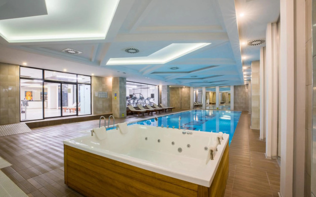 Karpalas City Hotel & Spa