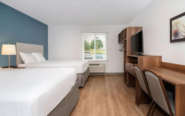 WoodSpring Suites Carol Stream - Chicago