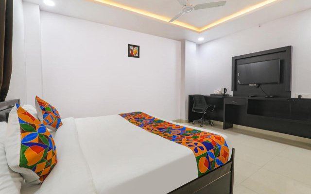 Fabhotel Ananda Inn