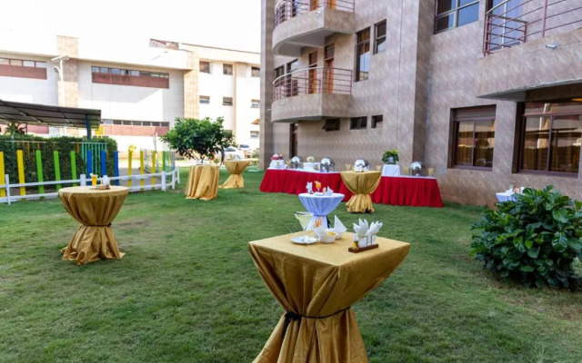 Maxland Hotel