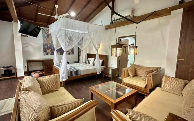 Jungle Paradise Hotel
