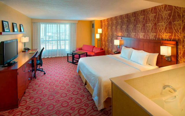 Courtyard by Marriott Niagara Falls