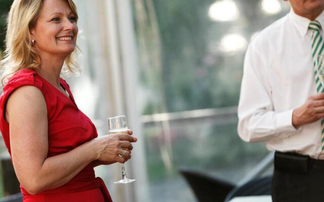 Forrest Hotel and Apartments