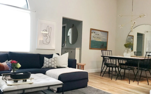 Quiet Convenient and Modern Haven