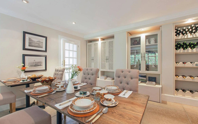 Villa Coloniale Schumacher Luxury Retreat