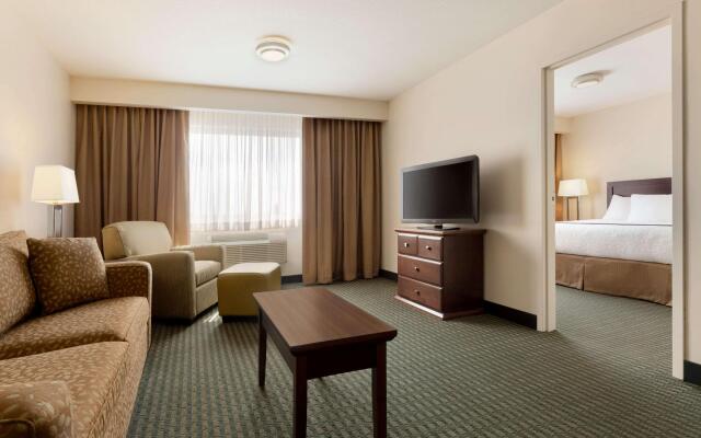 Travelodge by Wyndham Weyburn