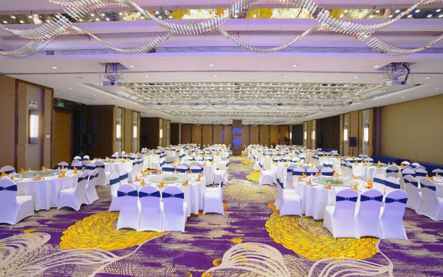 Golden Gulf Hotel
