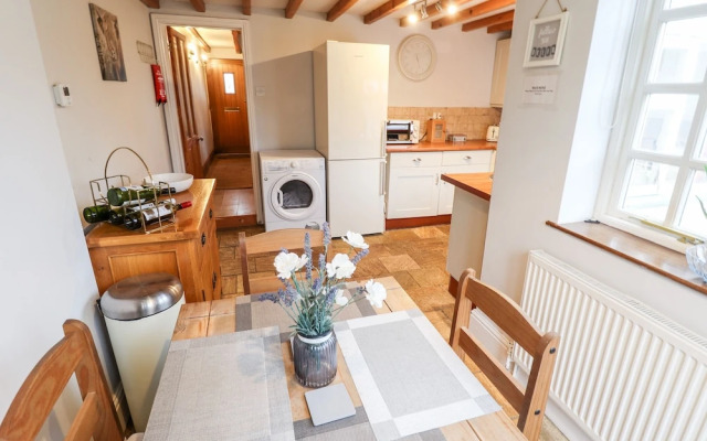 Thames Cottage