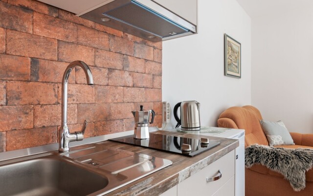 Lovely Apartment in Veprinac With Private Terrace