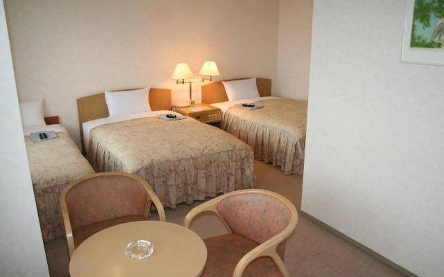 Urban Hotel Sanko – Guest Rooms – Chiba