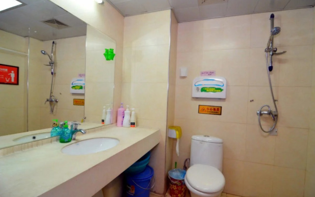E Home Apartment Hotel