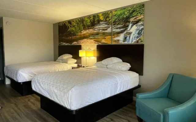 Clarion Pointe Kimball