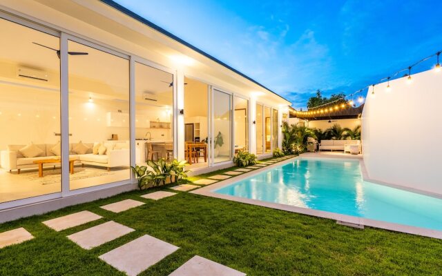 Casa Blanca Villa by Betterplace