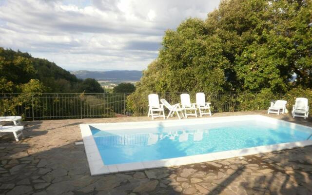 Casa vacanza con piscina panoramica