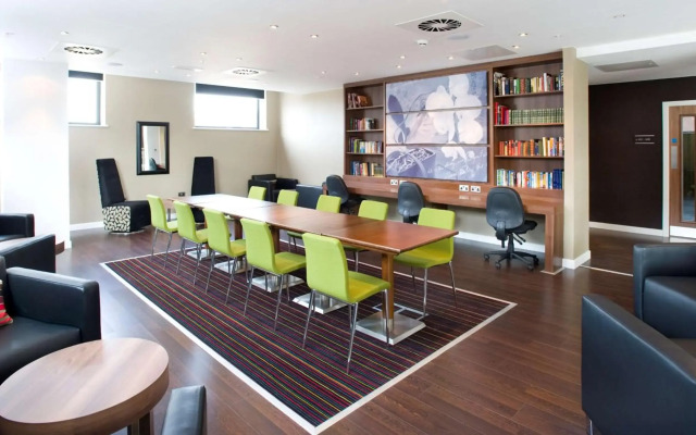 Hampton by Hilton Liverpool City Center