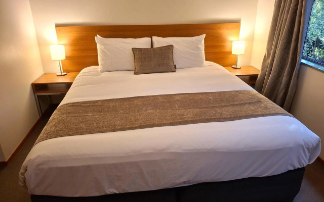 Punga Grove – Guest Rooms – Franz Josef
