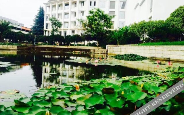 Yijing Garden Resort & Spa Hotel