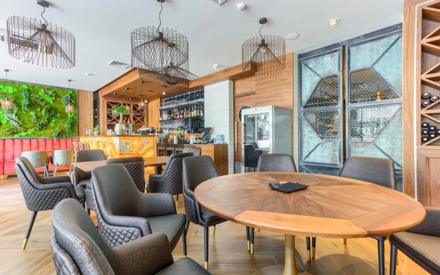 Time Boutique Hotel