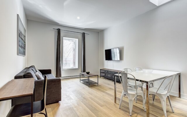 Destination Stays Little Burgundy DT MTL