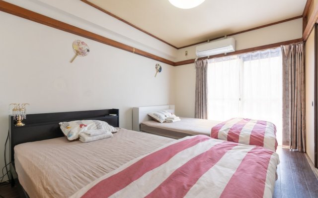 Otsuka Station Apartment Hotel