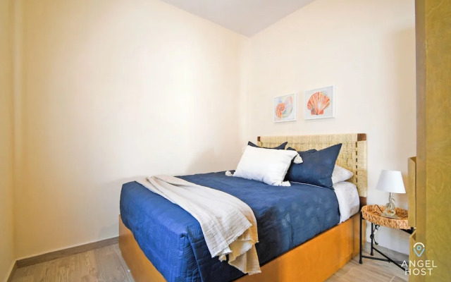 Cozy Stay with onsite Pool Near Malecon