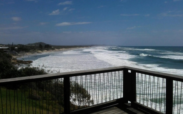 Beach Retreat Coolum