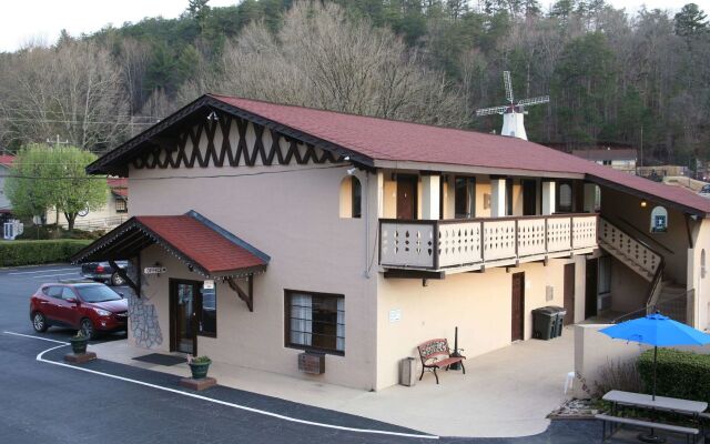 Quality Inn Downtown Helen