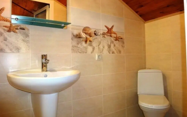 Na Krasnozelenykh 38 Guest House