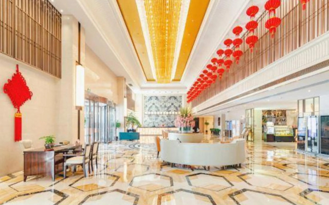 Ruili Bund Hotel