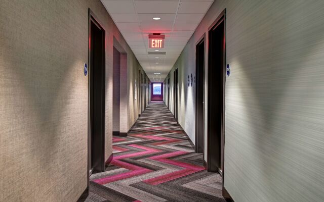 Tru by Hilton Tahlequah