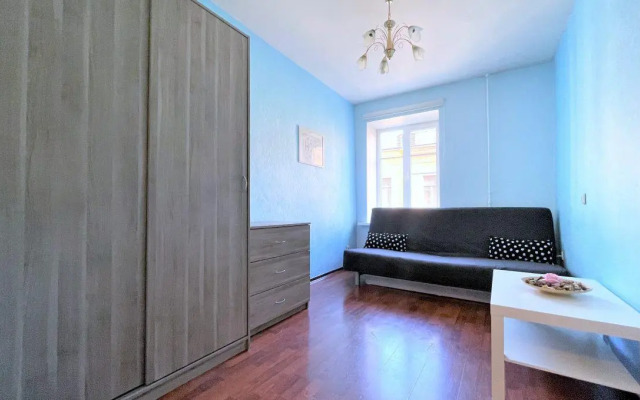 СуткиСпб на улице Большая Морская 33