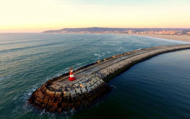 NEW APT center 1 min walk beach/river/casino!!!