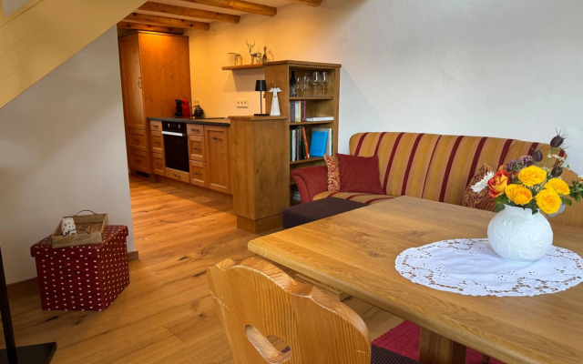 Hollhouse - Bed & Breakfast