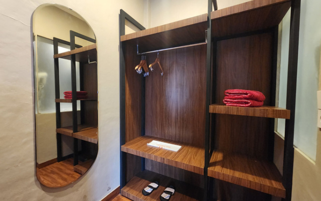 Hotel Larissa Ciamis – Guest Rooms – Ciamis