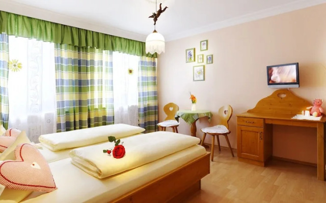 Red Point Holiday Village