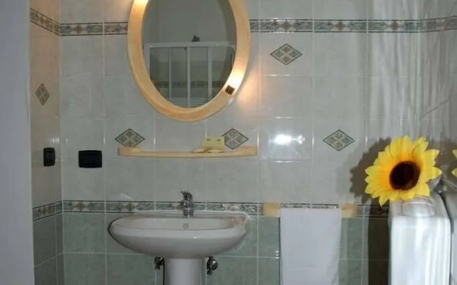Casale Giulia