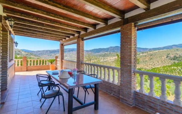 Casa Los Valles Alozaina by Ruralidays