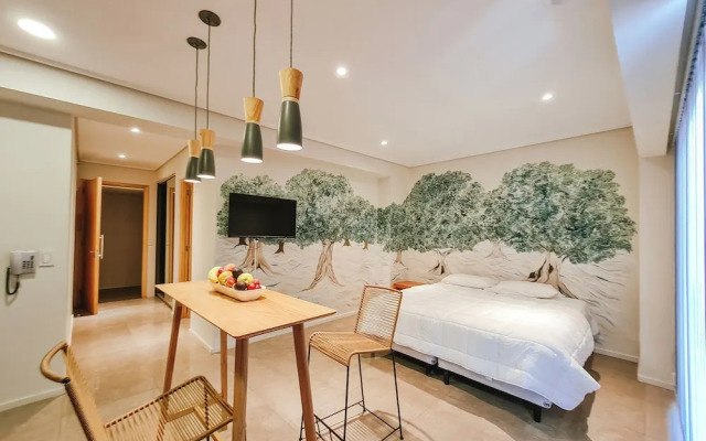 Le Montreal Apartments