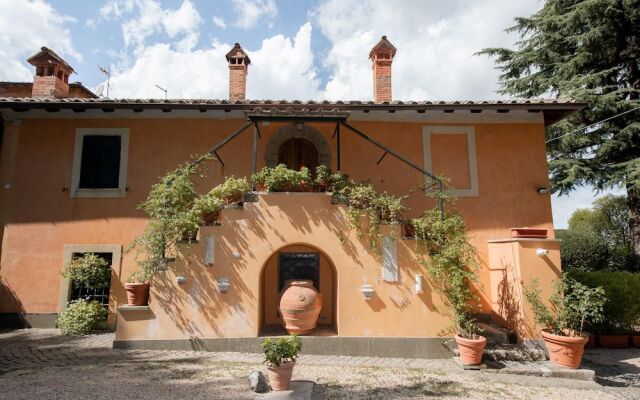 Elegant Charming Family Country House Near Rome