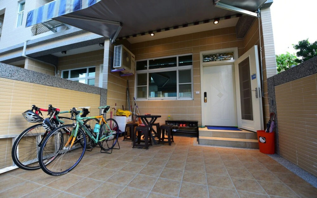 K2 Hostel