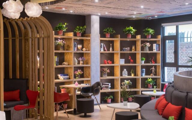 Ibis Xi'an Jianzhang Road Fengdong New Area Hotel
