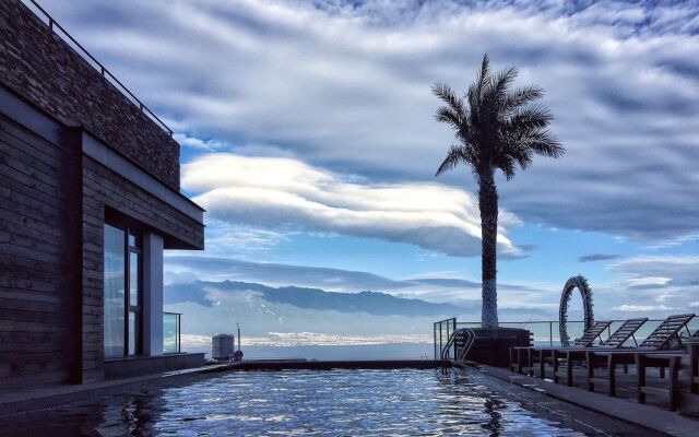 Erhai Lake Seclusion Life