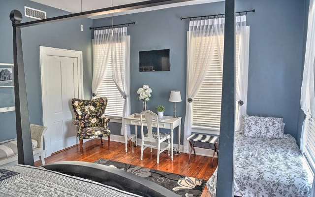 Open Gates Bed & Breakfast