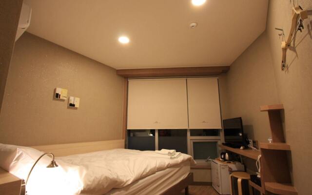 Hostel the style in Hongdae