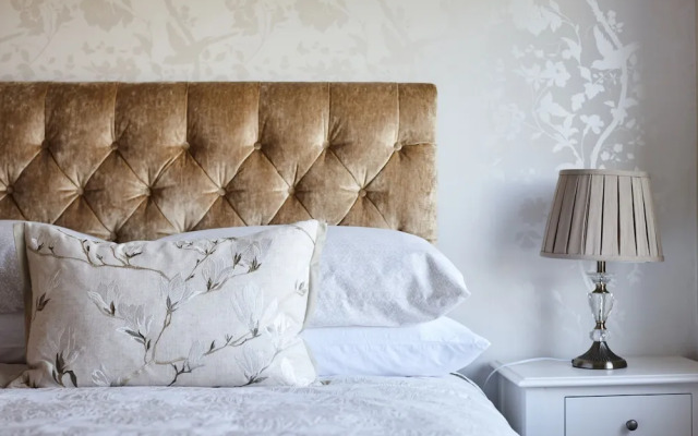 Luxury Lodges in Doolin Village