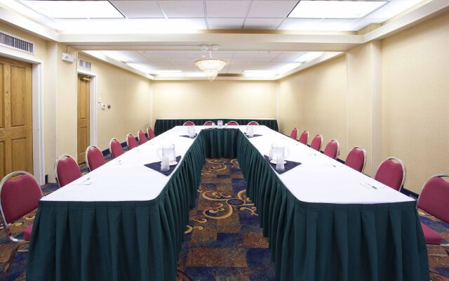 Holiday Inn Great Falls- Convention Center by IHG