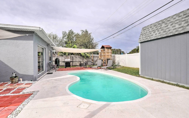 Sun-kissed Largo Escape: Private Pool & Patio