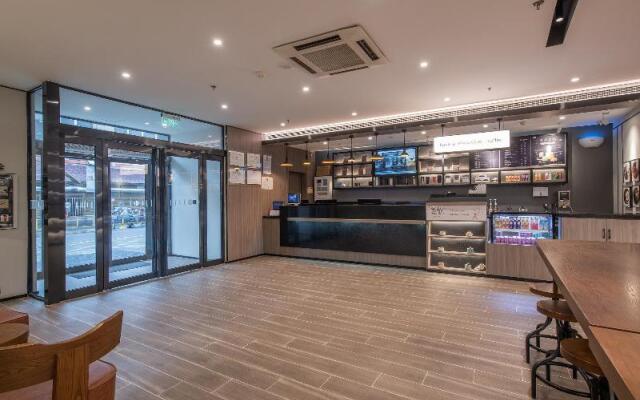 Hanting Hotel (Hebi Yulong Love City)